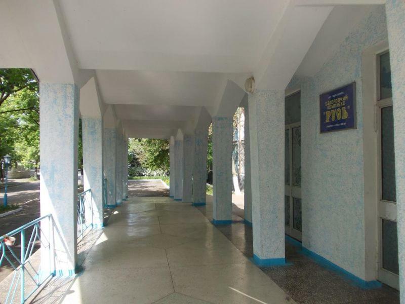 Отель Русь Bilhorod-Dnistrovsʼkyy Exteriör bild